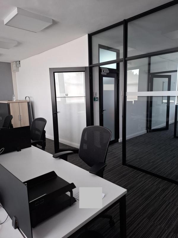 To Let Commercial Property for Rent in Walmer Eastern Cape